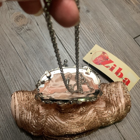 New peachy beaded clutch purse - Picture 6 of 6